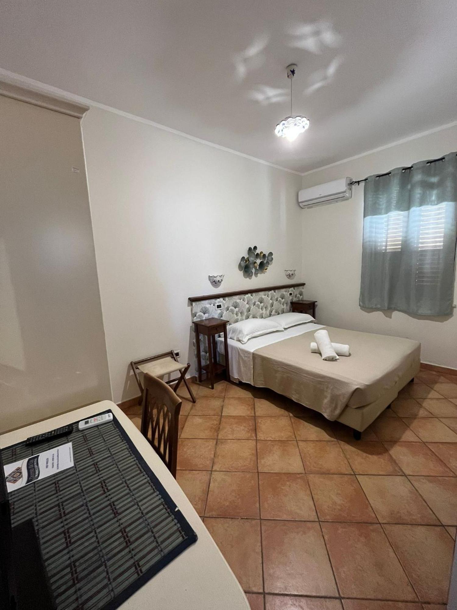 Hotel Dormo Da Lia Borgo San Nicola Mandra Capreria Esterno foto